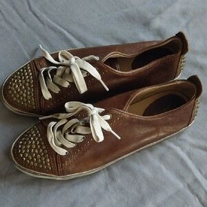 Frye Kira Studded Leather Lace Up Shoes Size 9.5M